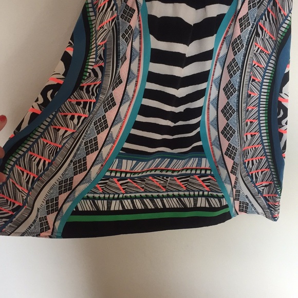 Express pattern dress - Picture 5 of 7